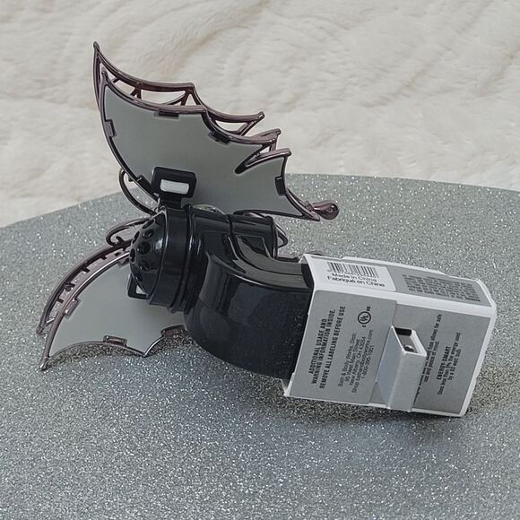 BBW Bejeweled Bat-terfly Nightlight Wallflowers Fragrance Plug 2024 New OOS - Picture 3 of 8
